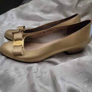 Salvatore Ferragamo Women's Bow Accent Ballet Shoes Flats